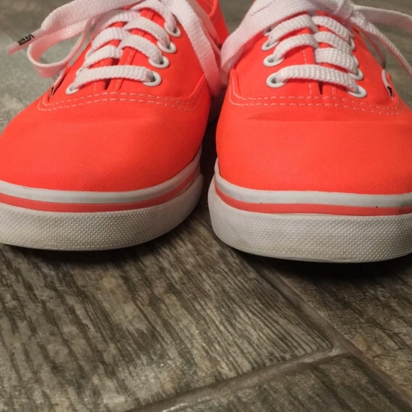 Vans Orange Sneakers Classic Low-Top Canvas - Picture 3 of 7